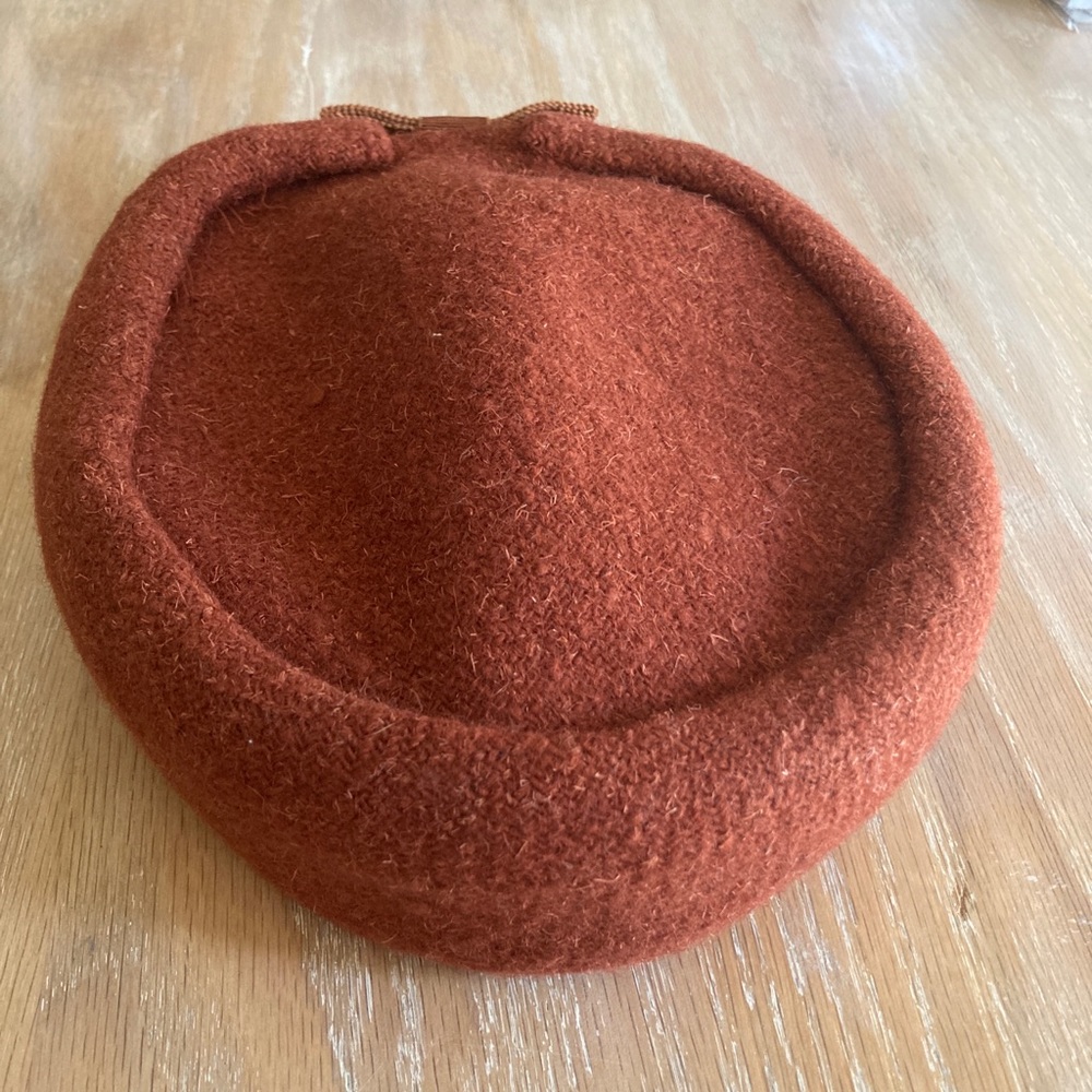 Vintage 1940 ladies hat